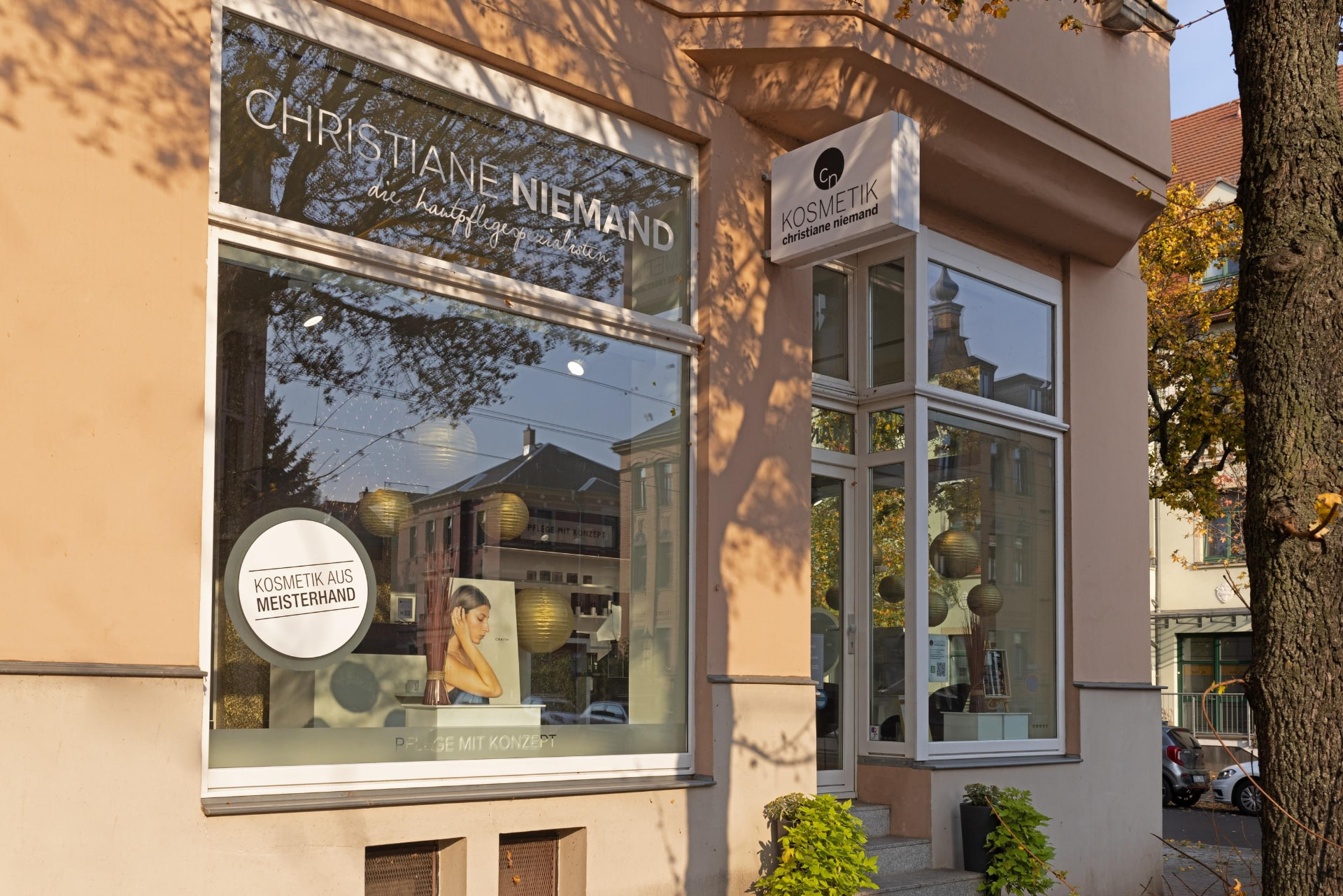 Aussenansicht von Kosmetik Christiane Niemand in Dresden